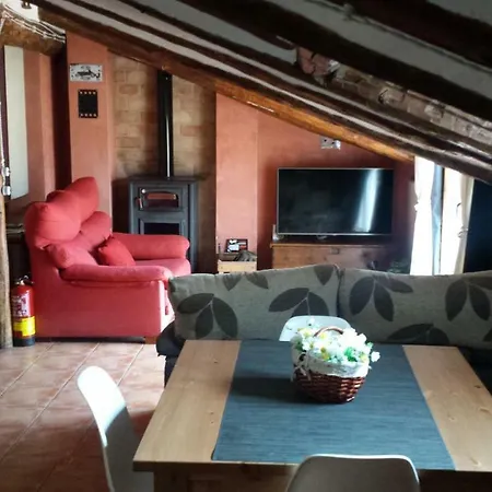 El Bricial דירה *